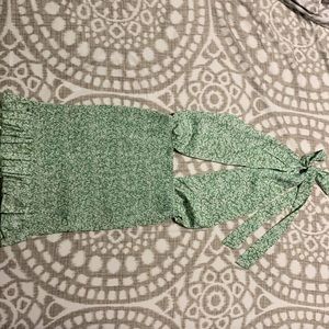 New backless floral dress